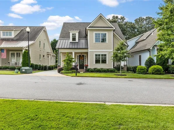 5440 Vineyard Park Trl, Norcross, GA 30071