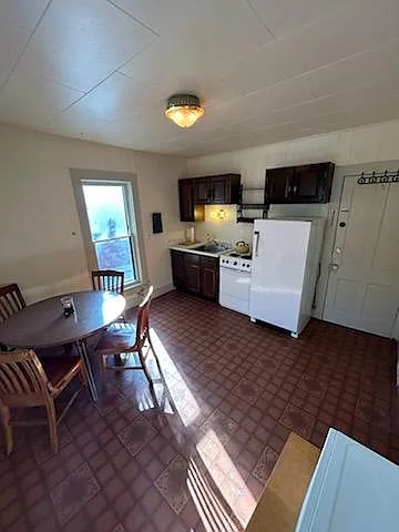 1 bed, 300 sqft, $1,450 — Photo 3