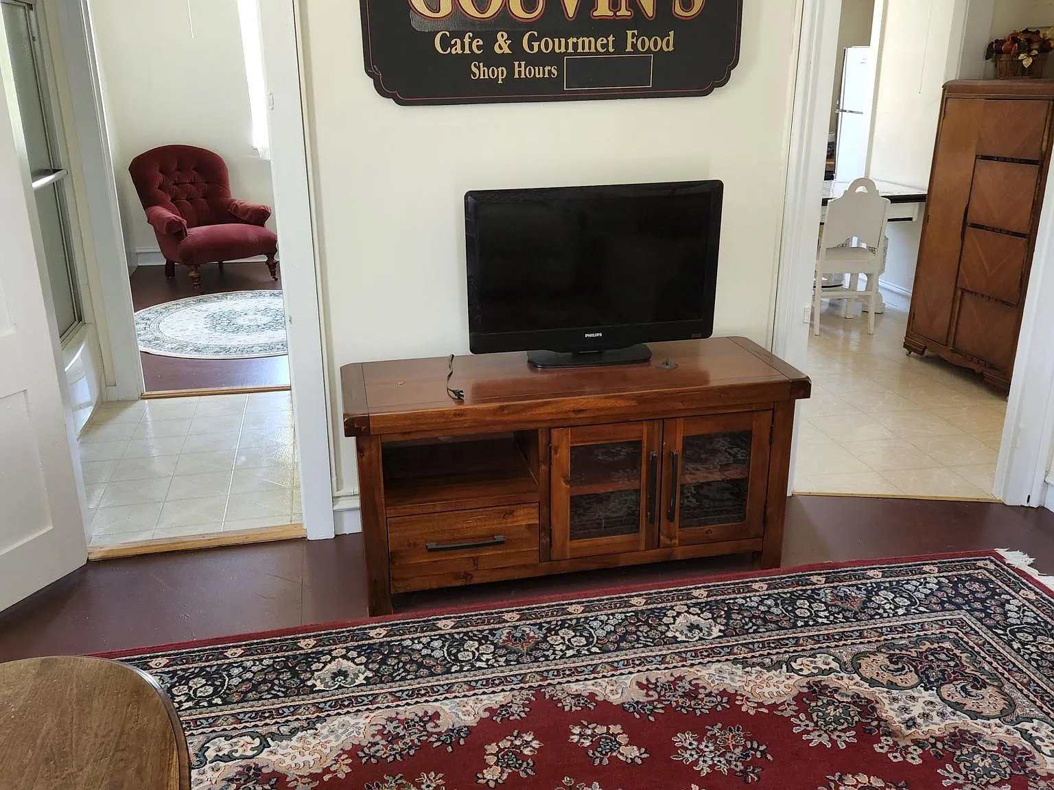 1 bed, 950 sqft, $1,600 — Photo 3