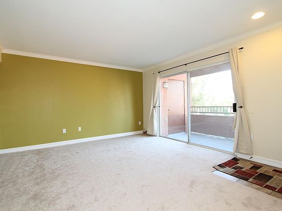 5th image of 15273 Maturin Dr Unit 27
