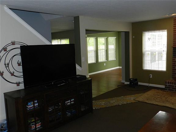 2nd image of 7228 Ponderosa Pines Pl