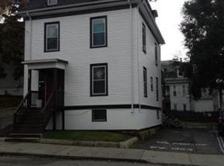 102 Hollingsworth St, Lynn, MA 01902