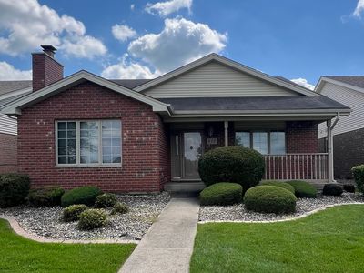 415 S Marley Rd, New Lenox, IL, 60451