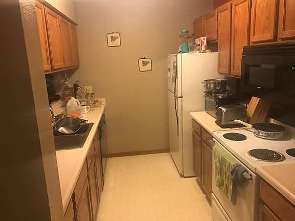 2nd image of 455 N Front St APT 105