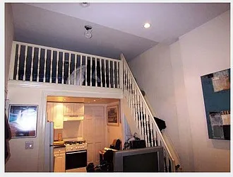 Rented by R New York