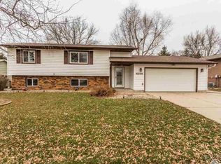4205 S Arden Ave, Sioux Falls, SD 57103