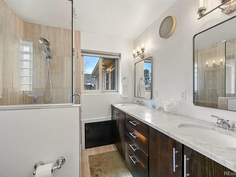 2576 Krameria St — Photo 12