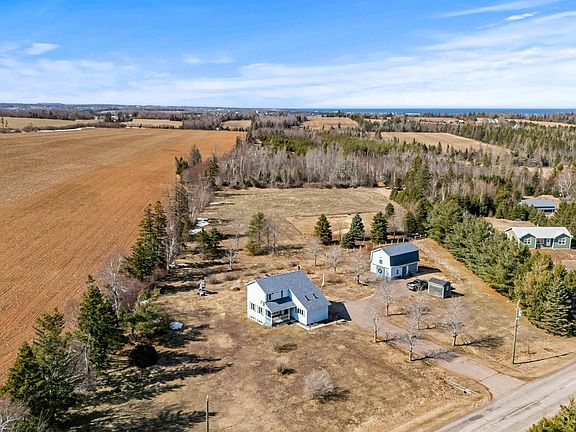 3rd image of 208 Stead Rd