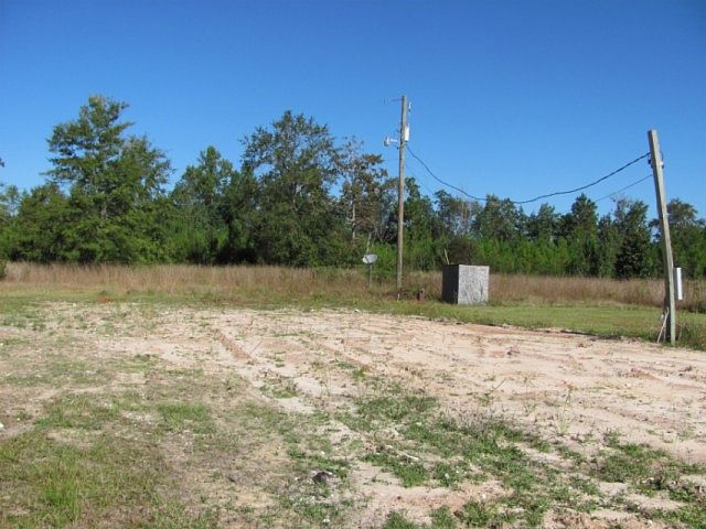 2nd image of 20160 Dan Walker Rd