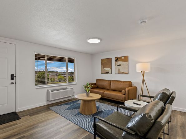 1914 E Mountain View Ave #203
