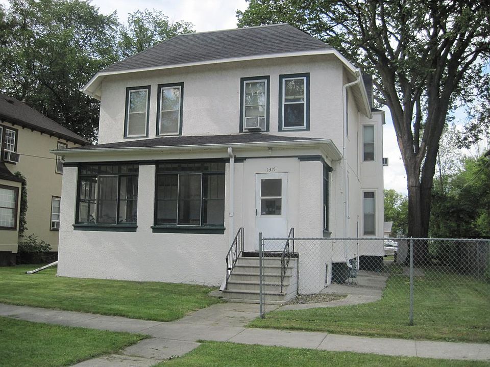 Apt House