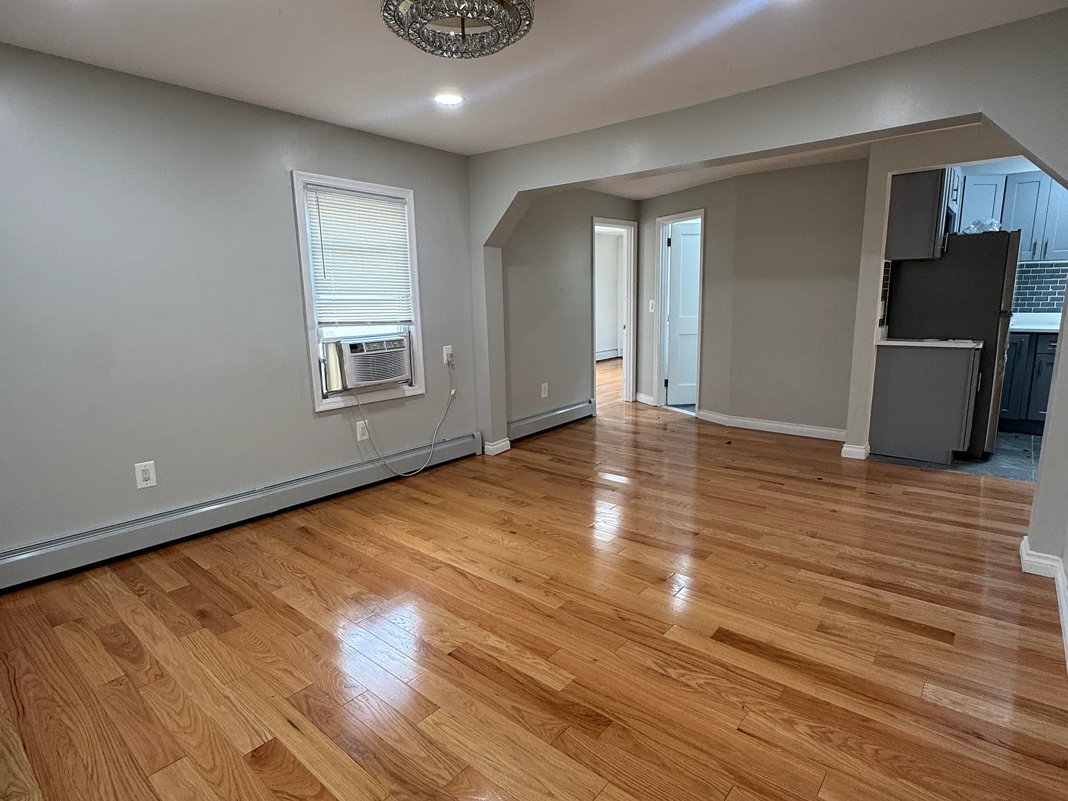3 bed, $3,350 — Photo 2