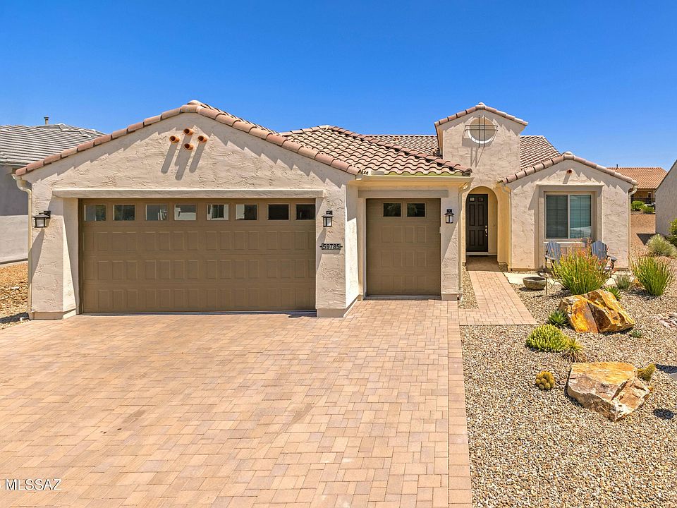 1st image of 59785 E Jacaranda Pl