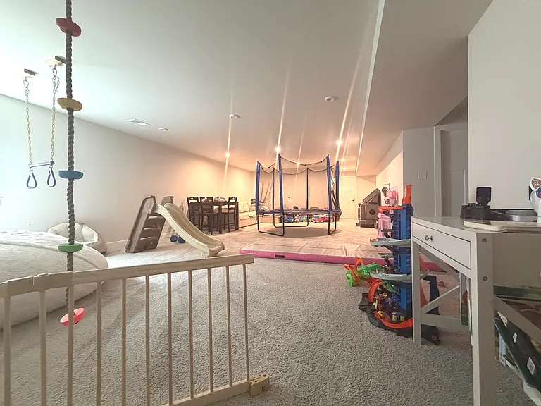 113 Tuscany Dr — Photo 26