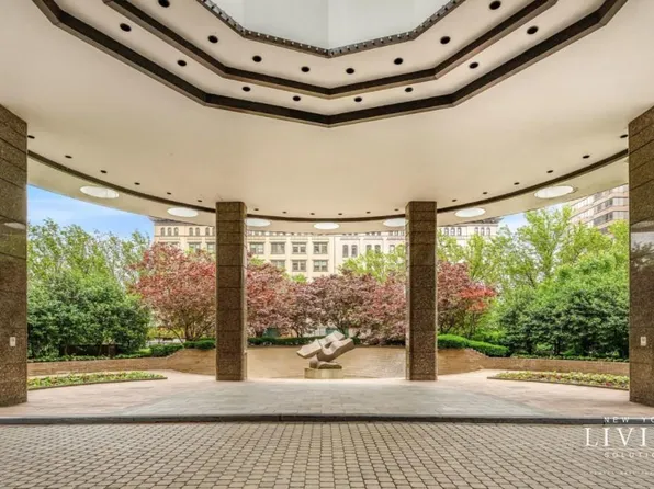 330 East 38th Street image 21 of 24