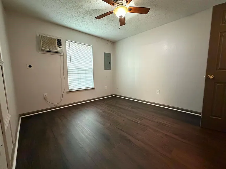 3028 Avenue M #2M — Photo 10