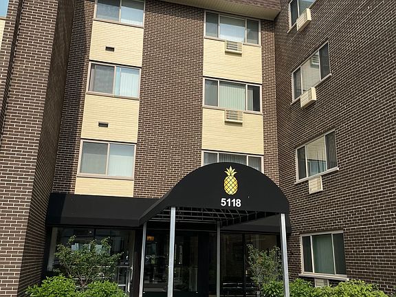 5th image of 5118 Fairview Ave APT 305