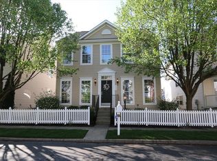 7237 Mariemont Cres, Cincinnati, OH 45227