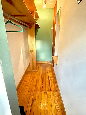 Rented by Amorelli Realty | media 6