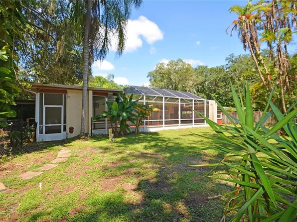 111 Oak Lee Dr, Lutz, FL 33548