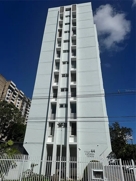 2 bed, 2.0 bath, 1382 sqft, $2,200 — Photo 1