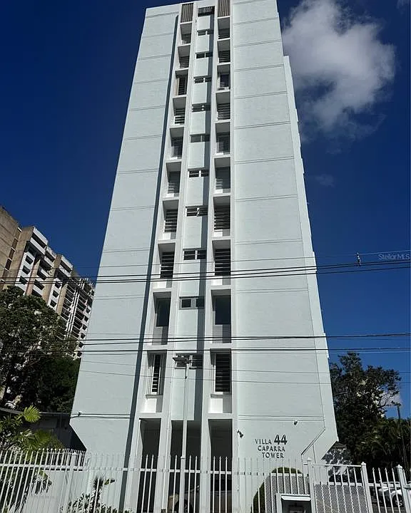 VILLA CAPARRA TOWER 44 A #6-A
