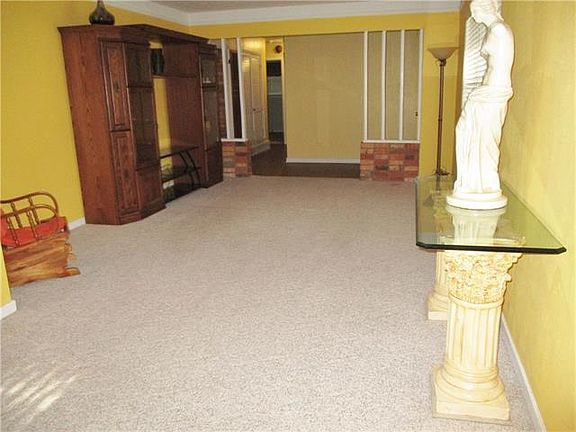 3rd image of 3804 Wosley Dr