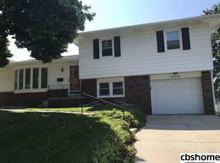 12423 Ohern St, Omaha, NE 68137