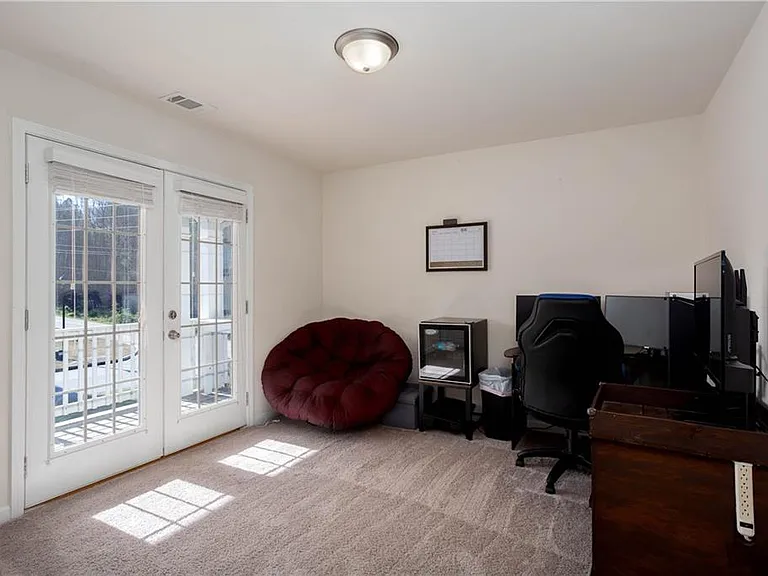 7999 Dawson Ln — Photo 20