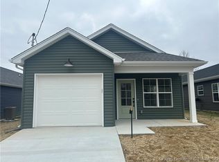 983 Wooded Trl, Scottsburg, IN