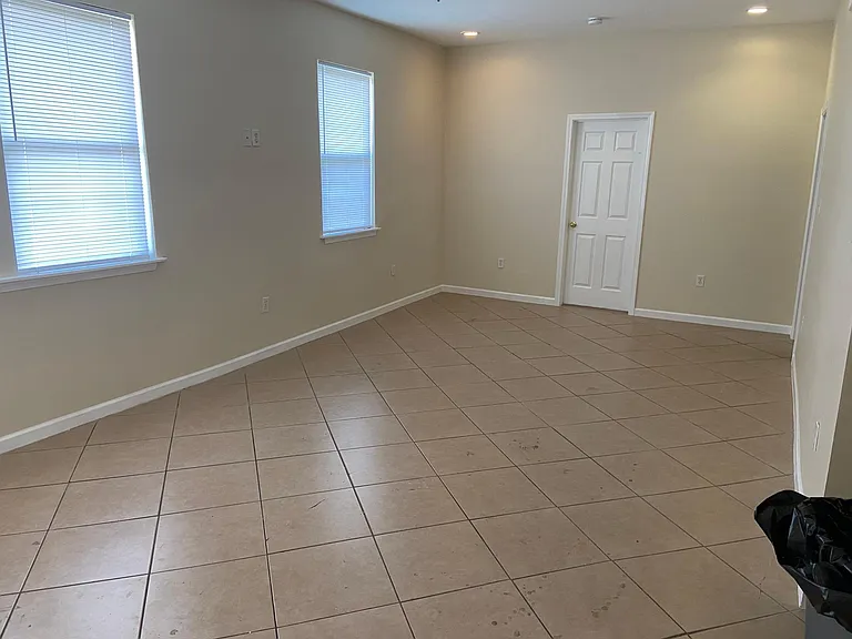5847 Catina St #5847 — Photo 4