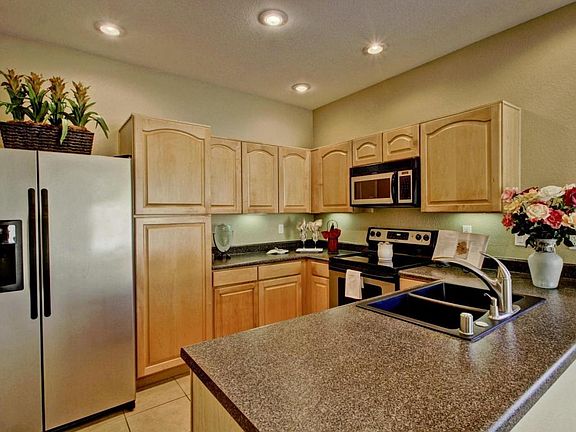 5th image of 21858 N 40th Pl