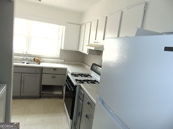 3rd image of 3695 Church St