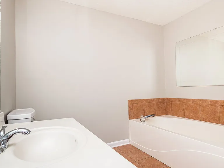 3407 Wellington Pl — Photo 6