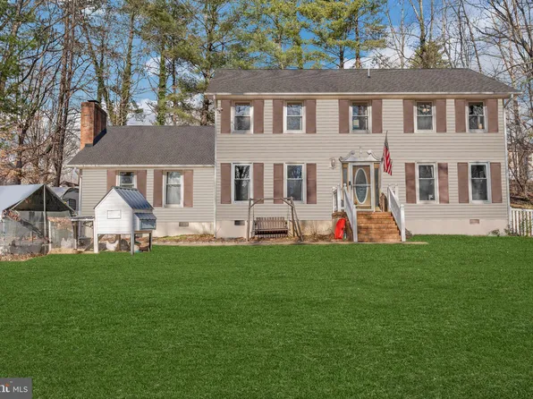 1308 Heatherbrook Ct, Fredericksburg, VA 22407