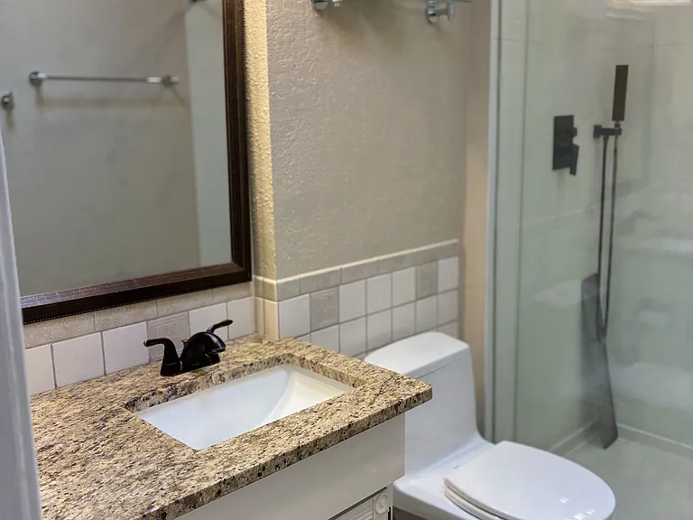 5527 Carousel Dr — Photo 24