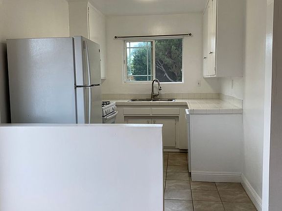 2nd image of 16150-16162 W Sunset Blvd #16174