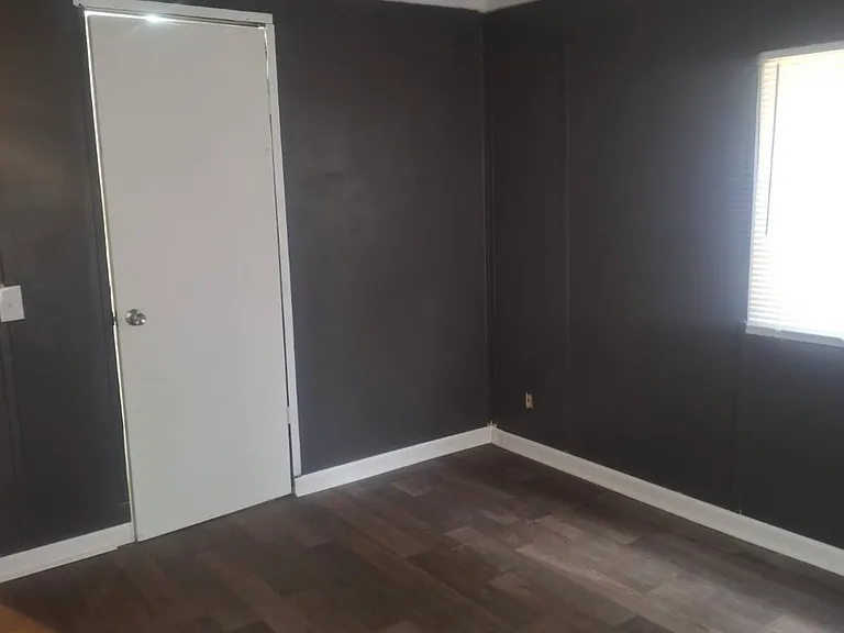 201 Corbett St #21 — Photo 5