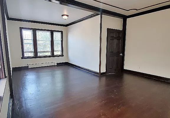 4th image of 50-44 42nd St #2D