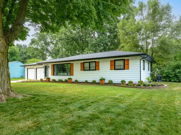 420 Gabardine Ave, Portage, MI 49002