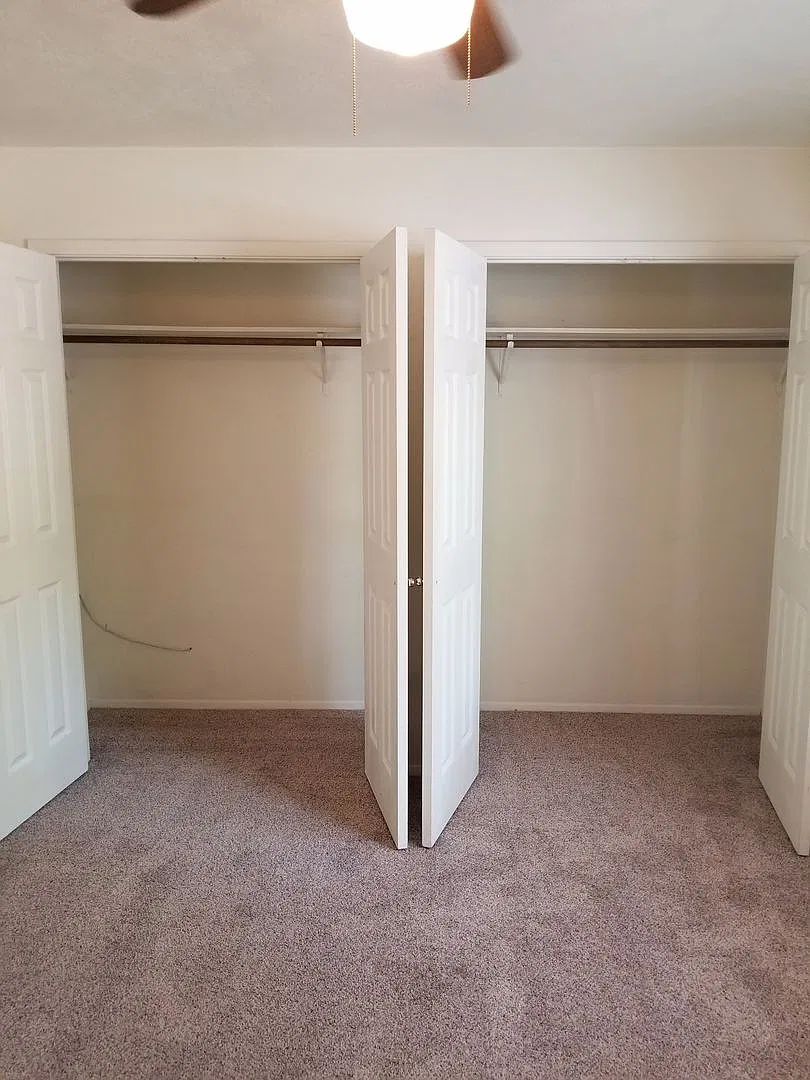 College Station, 3 bedroom / 2 bath fourplex on East Holleman with Washer/Dryer — Photo 4