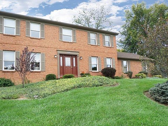 2nd image of 7411 Wethersfield Dr