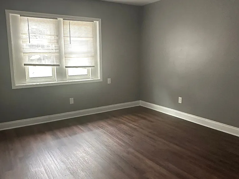 384 Sunset Ave NW #3 — Photo 4