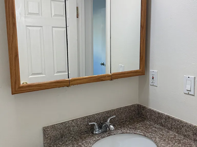 1127 Ayala Dr #A — Photo 4
