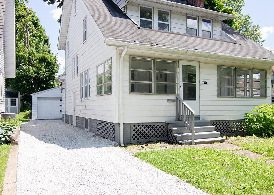 1st image of 745 Noble Ave