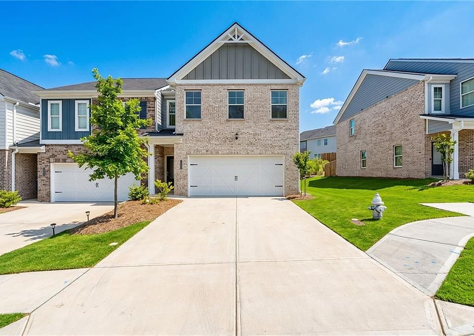 1st image of 2568 Swan Lake Dr