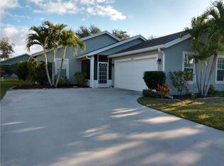 9024 SW Chrysler Cir, Stuart, FL 34997