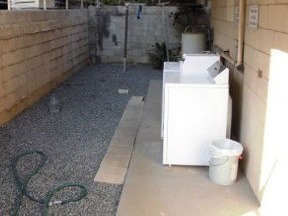 5th image of 221 Kapuni St #A