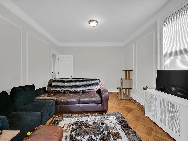 14 Britton St #2 — Photo 3