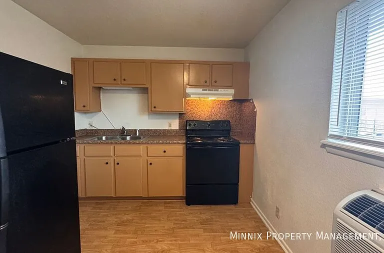 711 S Austin Ave #206 — Photo 8
